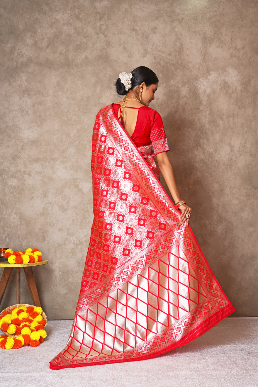 Silk Sarees for Festive Season – Shine Bright - Jagmohini