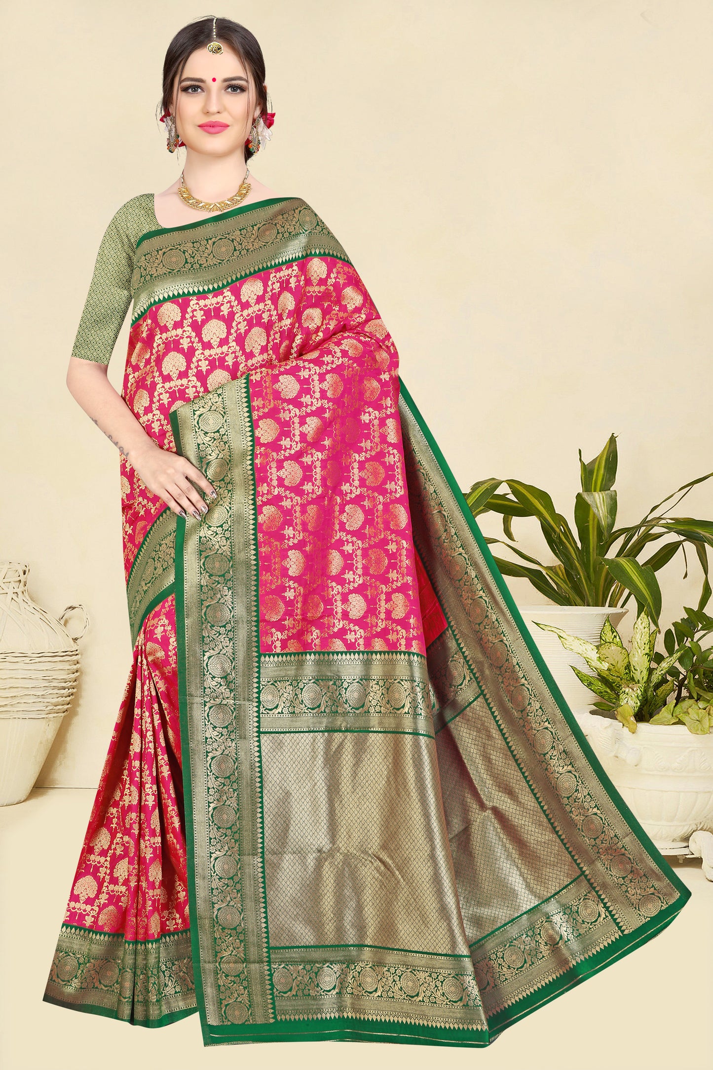 Silk Saree with distinctive design Pallu (Pink)