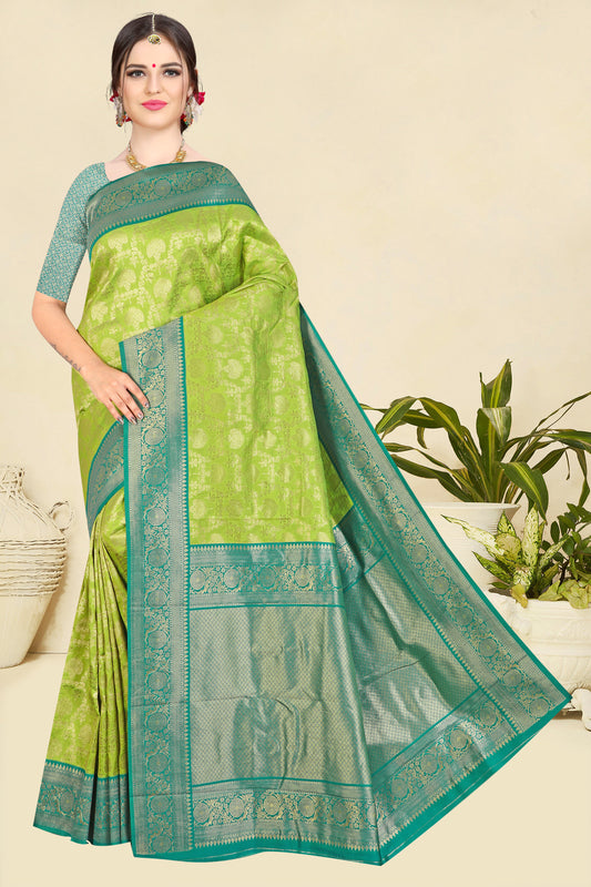 Silk Saree with distinctive design Pallu (Lime Green)