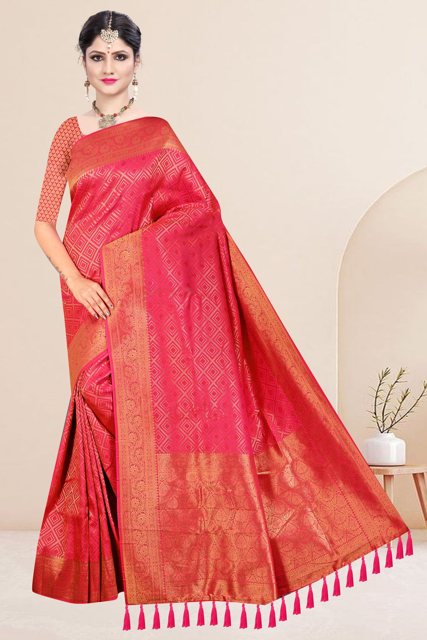 Banarasi Silk With Contemporary Classic Design Saree (Red)