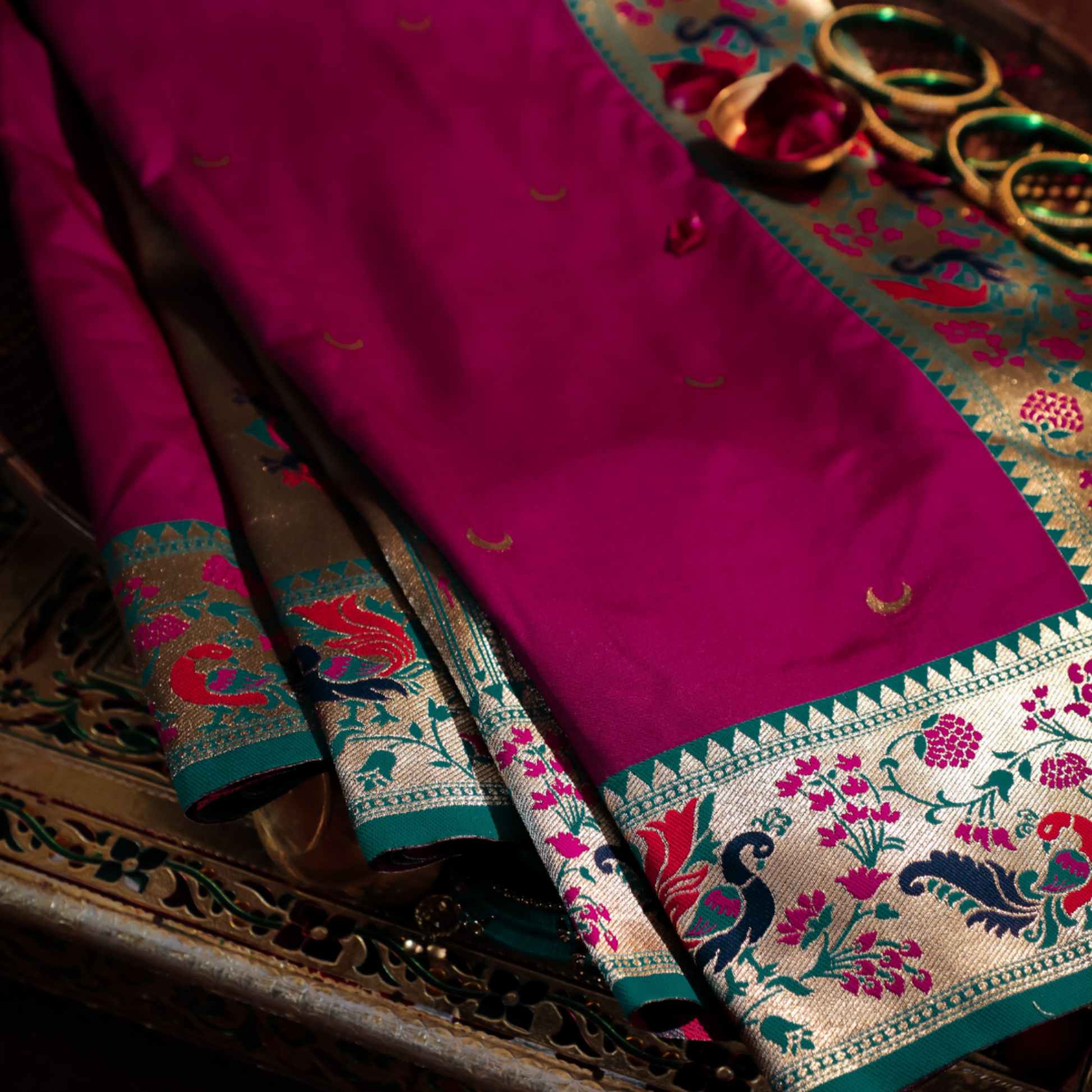 Buy Paithani Saree with Chand Butti, 