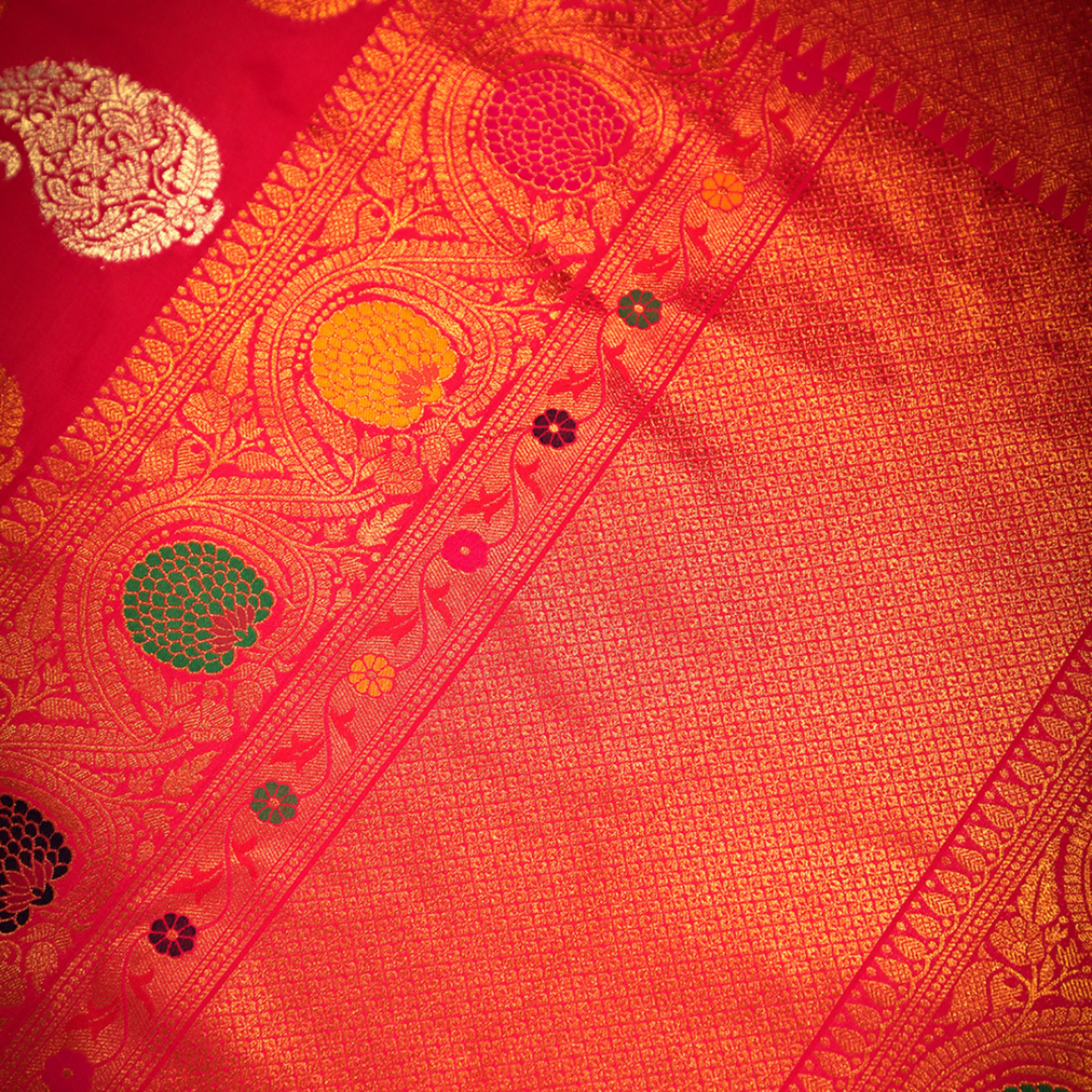 Buy Banarasee Katan Silk at Affordable price