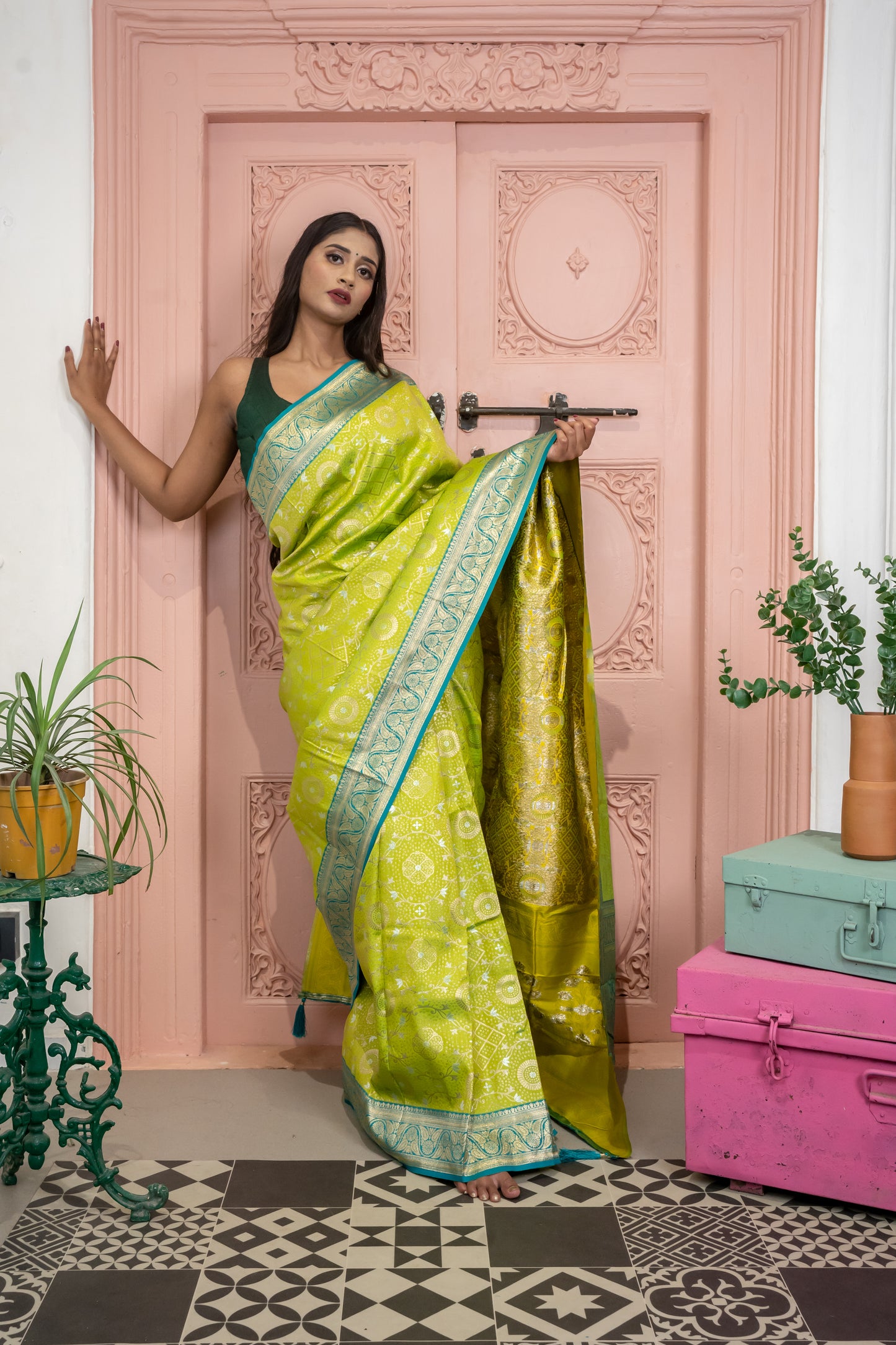 Banarasi Silk Saree with Circular Zari Motifs and Elegant Contrast Border (Lemon Green)