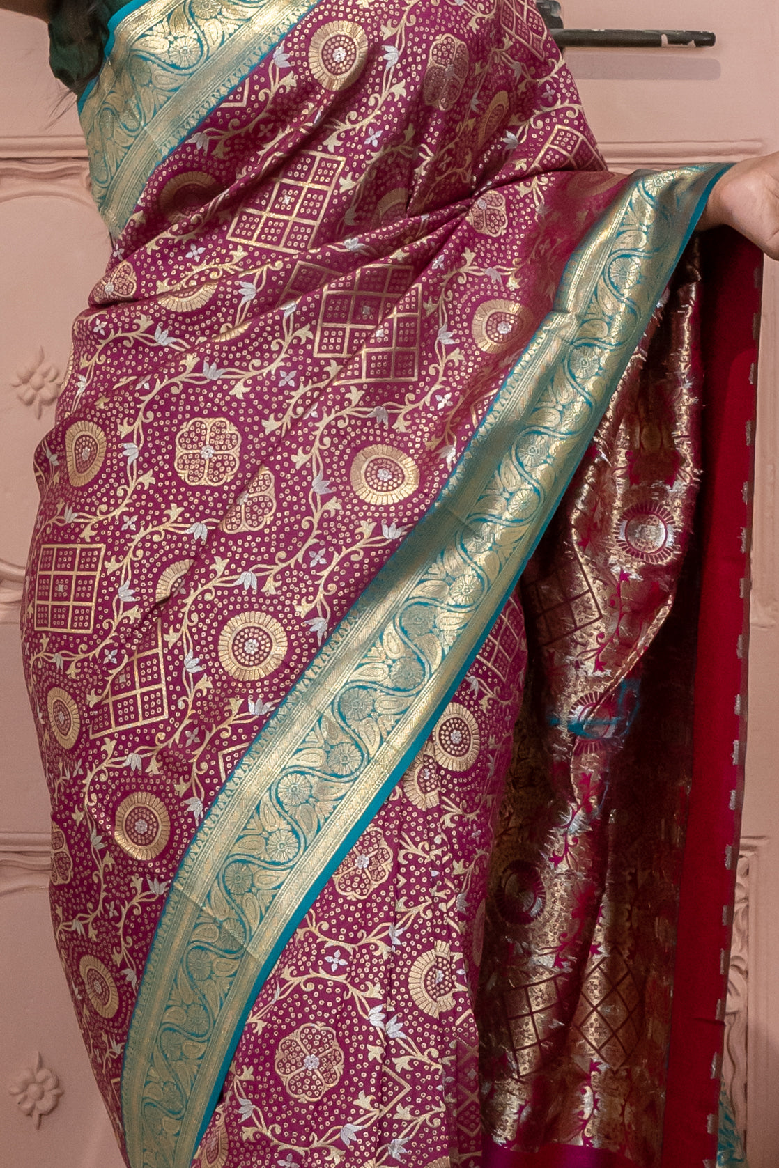 Banarasi Silk Saree with Circular Zari Motifs and Elegant Contrast Border (Purple)