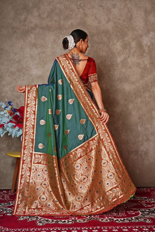 Champagne Gold Kantan Silk Saree with Designer Pallu