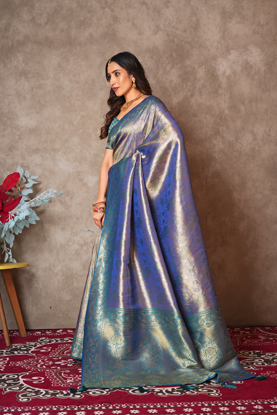 Luxury Kanjivaram Silk Saree for Wedding Wear – Soft & Shimmering Drape