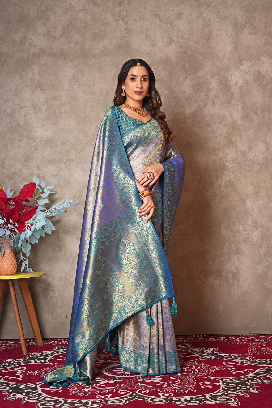 Luxury Kanjivaram Silk Saree for Wedding Wear – Soft & Shimmering Drape