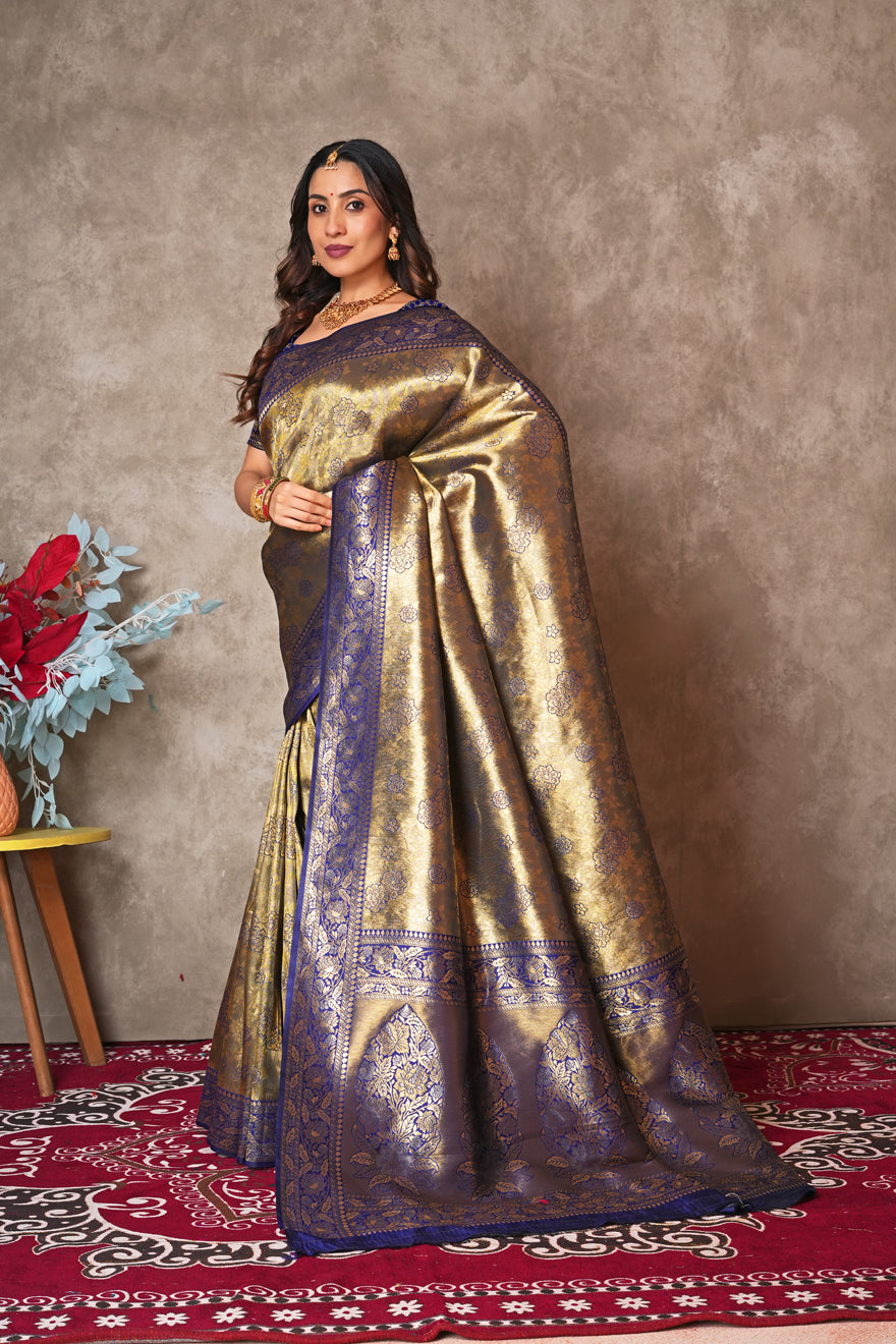 Luxury Kanjivaram Silk Saree for Wedding Wear – Soft & Shimmering Drape