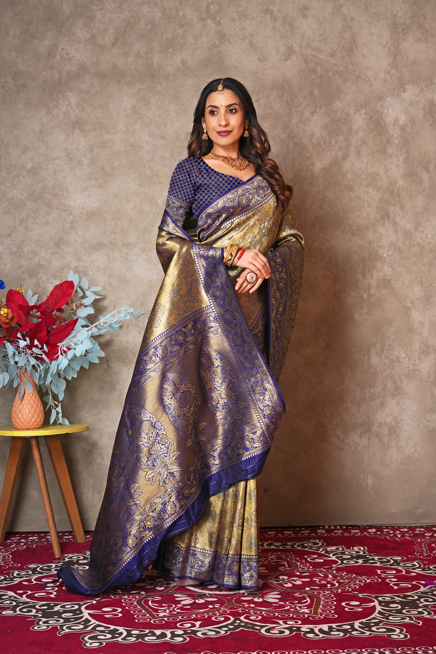 Luxury Kanjivaram Silk Saree for Wedding Wear – Soft & Shimmering Drape