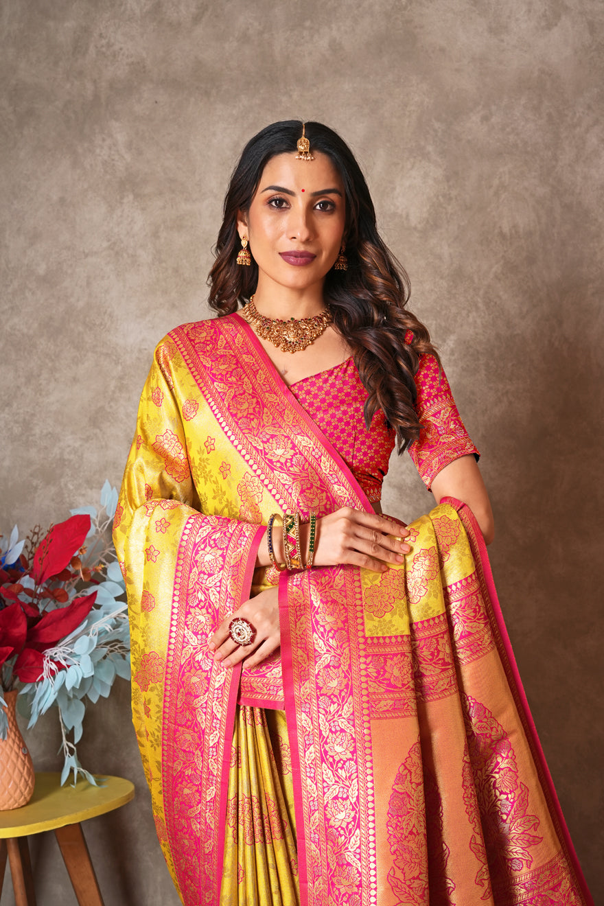 Luxury Kanjivaram Silk Saree for Wedding Wear – Soft & Shimmering Drape