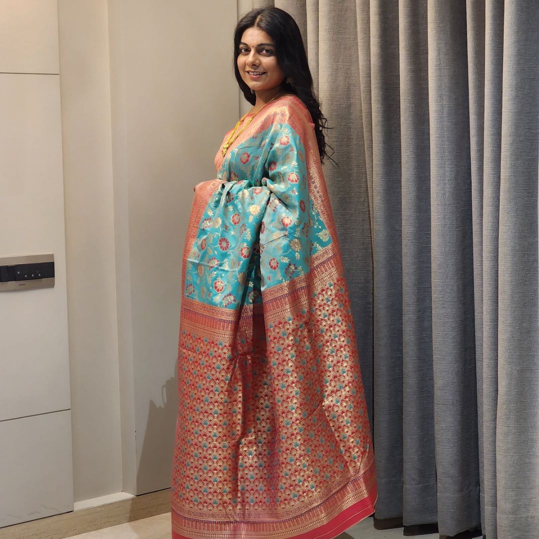 Handcrafted Sea Blue Soft Silk Sarees with Royal Silver Jari Weaving - Jagmohini